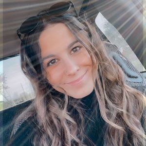 Meet your Posher, Brittani